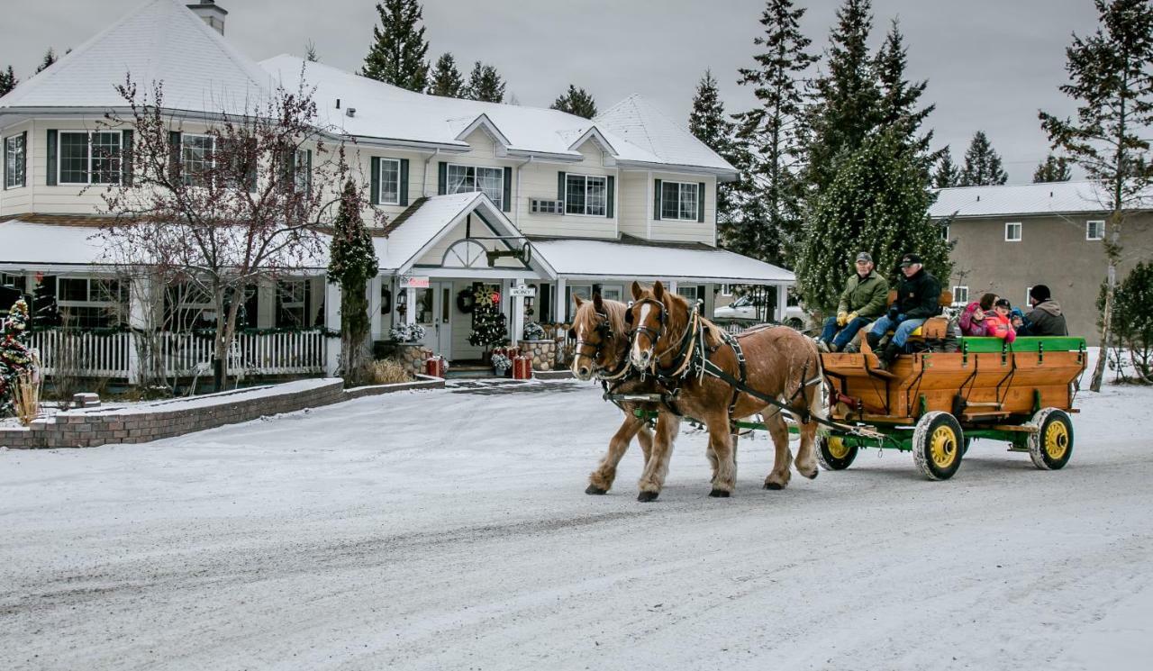 Inn On Canyon Radium Hot Springs Εξωτερικό φωτογραφία